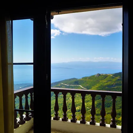 Chania Отель