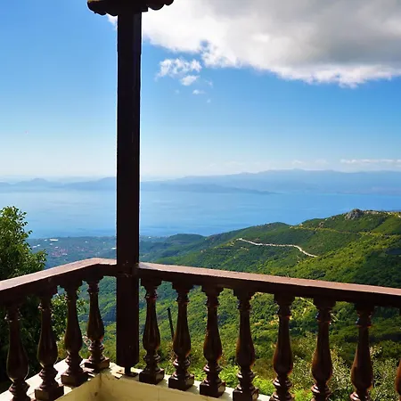 Chania Отель 3*