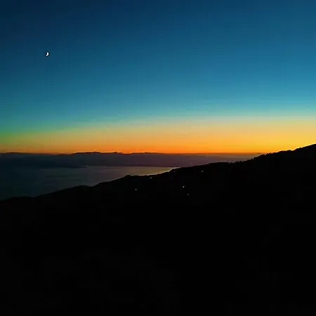 Chania Отель Ханья